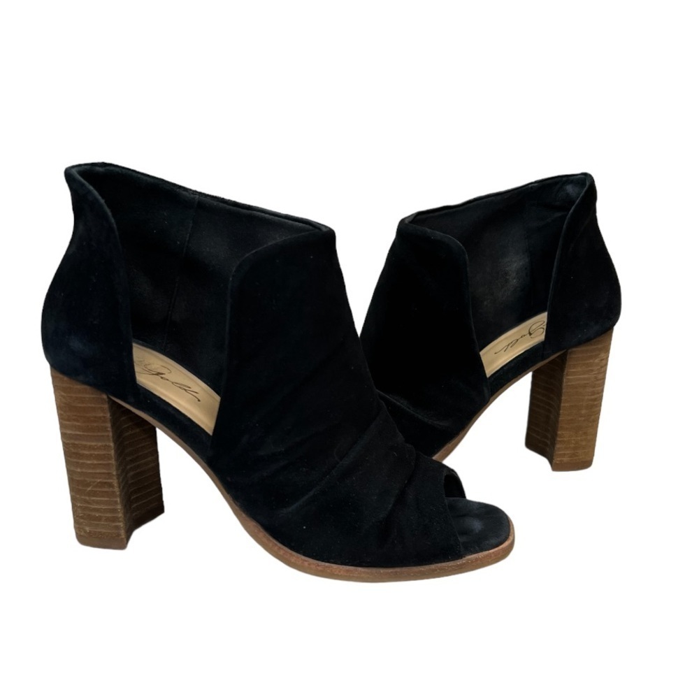 42 Gold Loyalty Black Leather Peep Toe Boots‎ Size 9